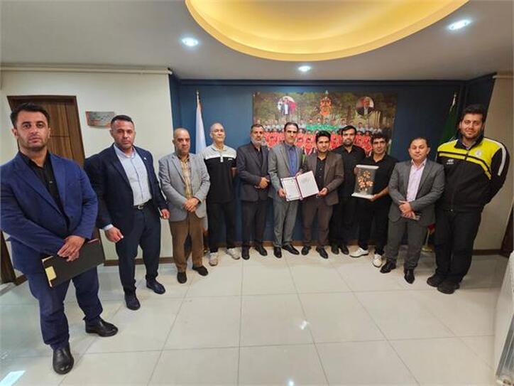 دیدار اعضای هیات ورزش کارگری استان آذربایجان شرقی با مدیرعامل باشگاه مس سونگون