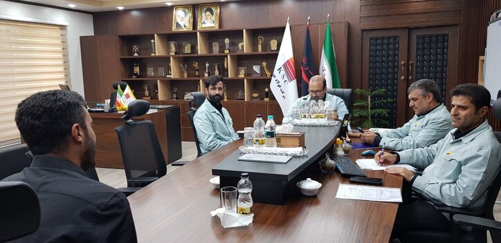 دیدار مدیرعامل با کارکنان شرکت فولاد خوزستان