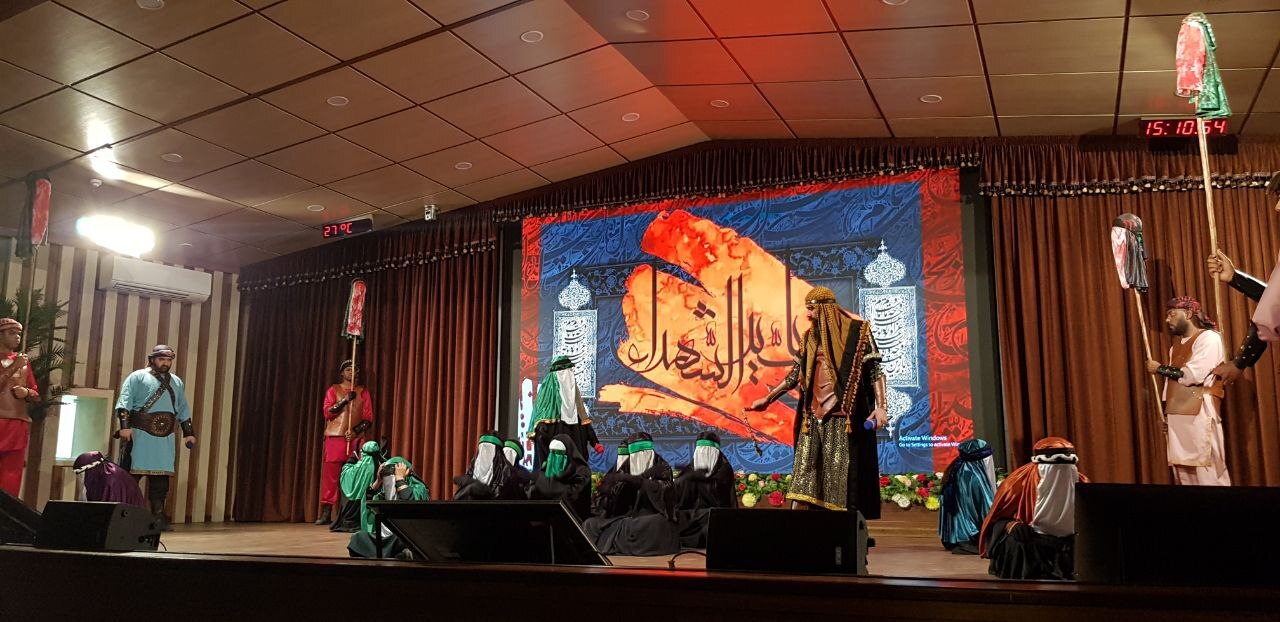 نمایش تعزیه خوانی علمدار کربلا در شرکت فولاد خوزستان برگزار شد نمایش تعزیه خوانی علمدار کربلا در شرکت فولاد خوزستان برگزار شد