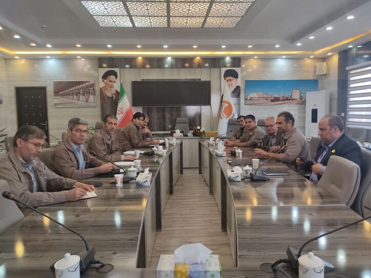 برگزاری جلسه شورای معاونین شرکت آلومینای ایران با حضور مدیرعامل، معاونین و مدیران شرکت