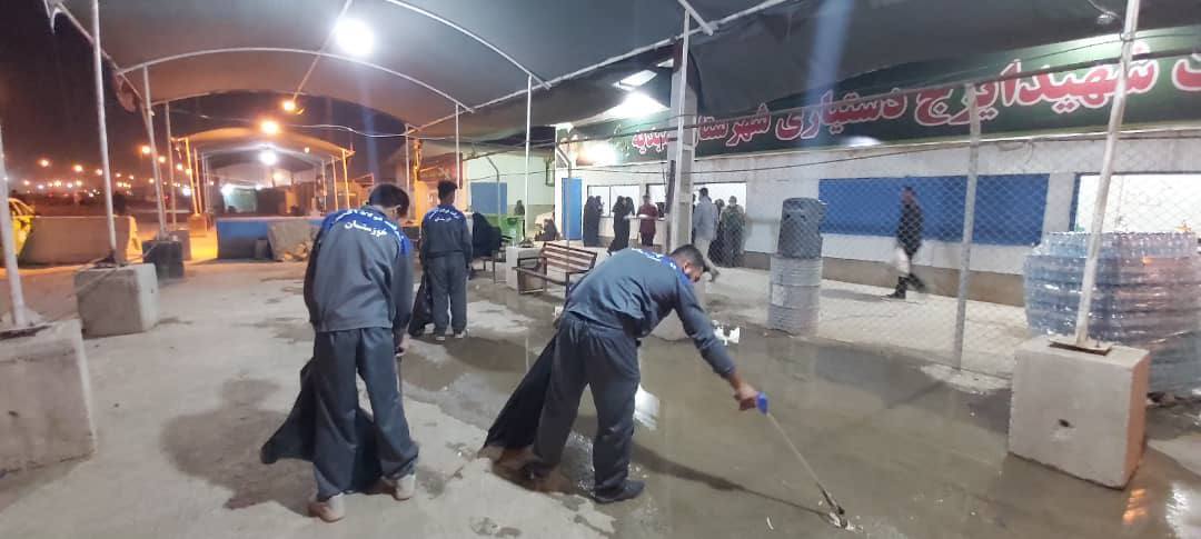 پاکسازی و تنظیف روزانه مرز شلمچه توسط پرسنل شرکت فولاد اکسین خوزستان پاکسازی و تنظیف روزانه مرز شلمچه توسط پرسنل شرکت فولاد اکسین خوزستان