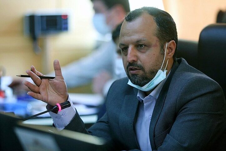 دستور وزیر اقتصاد به گمرک برای وصول مالیات ۲ درصدی از صادرات فولاد و پتروشیمی + سند