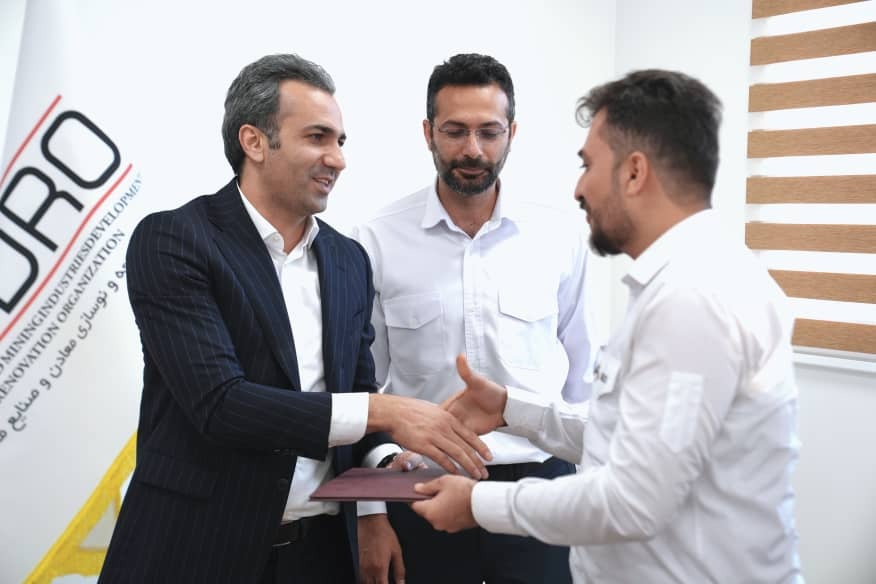 آیین تودیع و معارفه مدیر سایت آلومینیوم جنوب در بندر پارسیان آیین تودیع و معارفه مدیر سایت آلومینیوم جنوب در بندر پارسیان