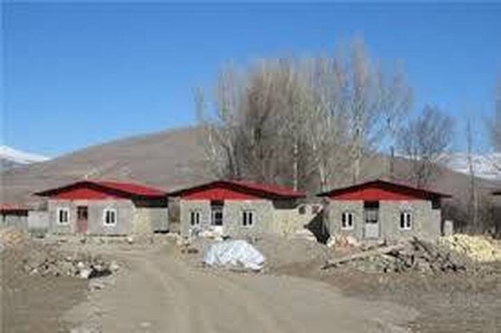 فراخوان نوسازی به روستاییان بدمسکن