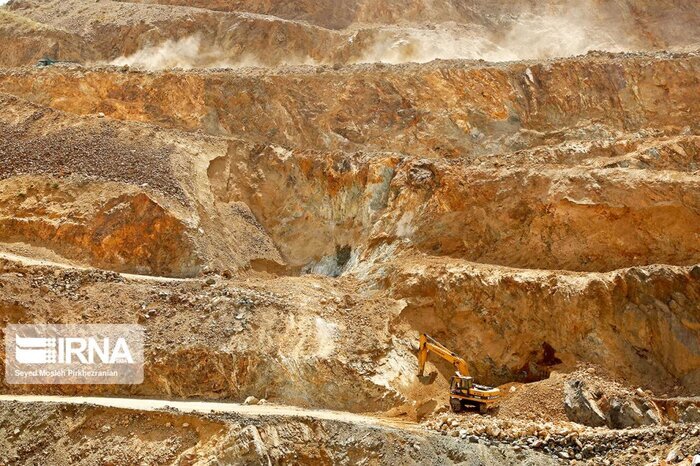تکاپوی دولت و آیندهای روشن برای معادن هرمزگان تکاپوی دولت و آیندهای روشن برای معادن هرمزگان