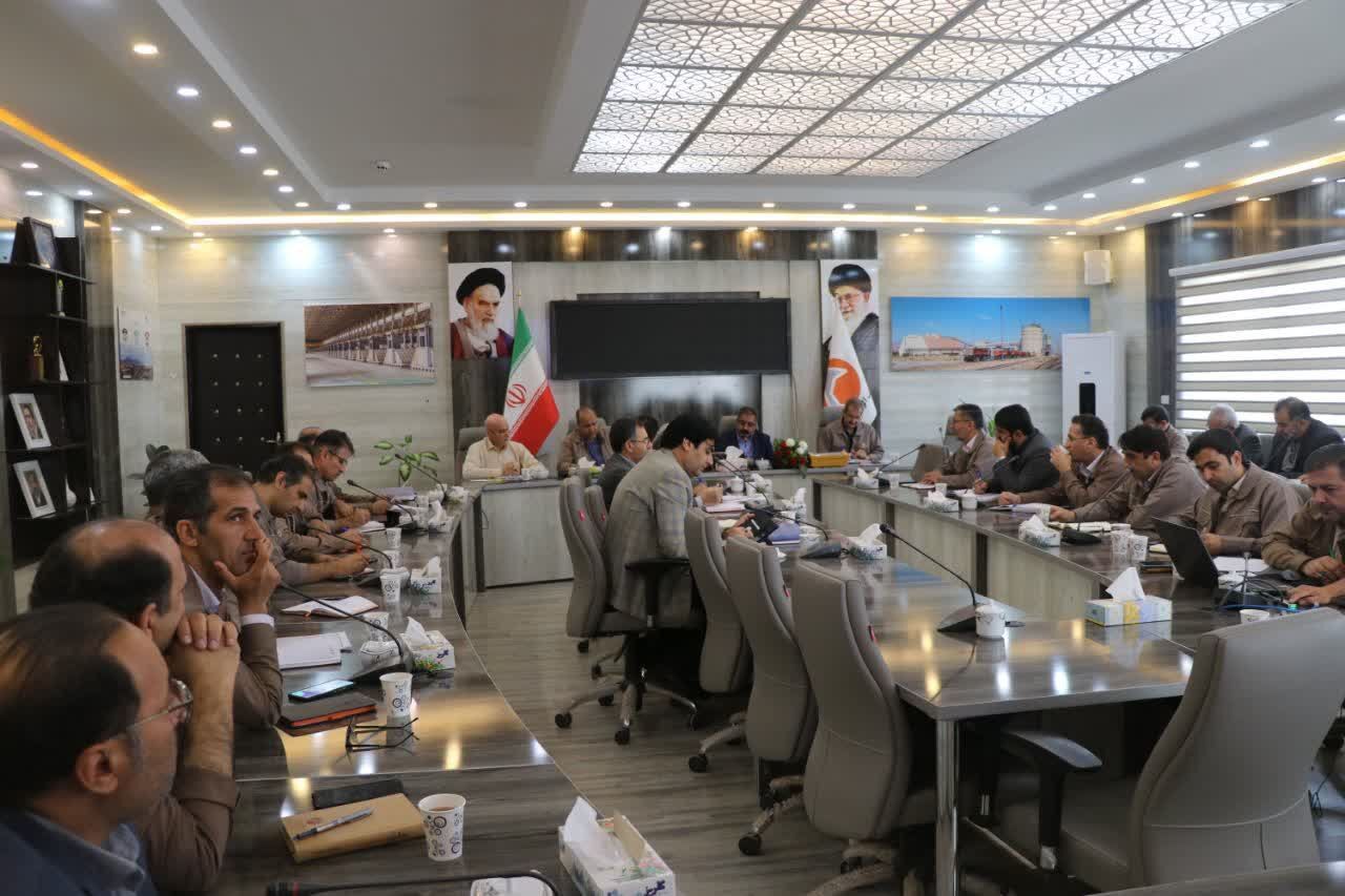 بازدید مدیرعامل شرکت آلومینای ایران از واحدهای عملیاتی شرکت بازدید مدیرعامل شرکت آلومینای ایران از واحدهای عملیاتی شرکت