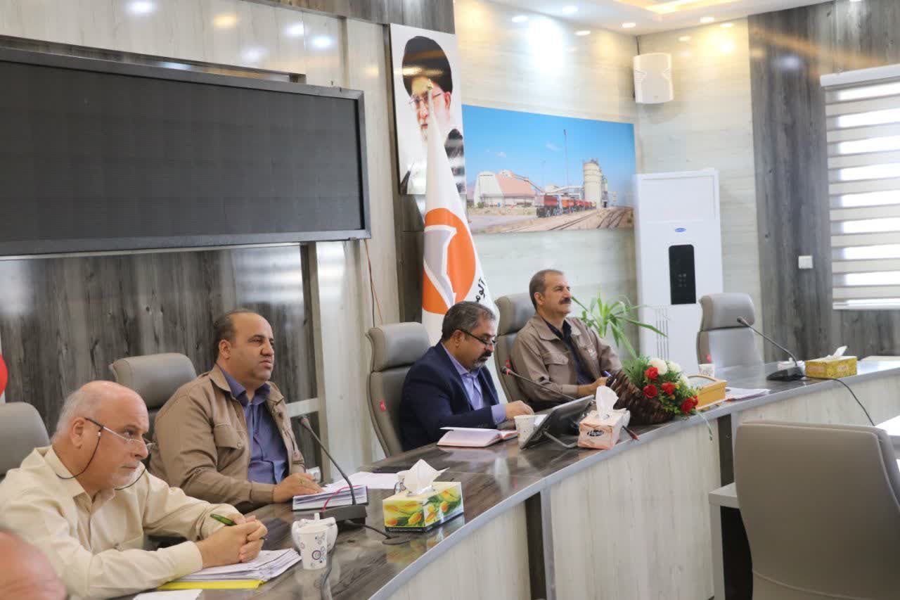بازدید مدیرعامل شرکت آلومینای ایران از واحدهای عملیاتی شرکت بازدید مدیرعامل شرکت آلومینای ایران از واحدهای عملیاتی شرکت