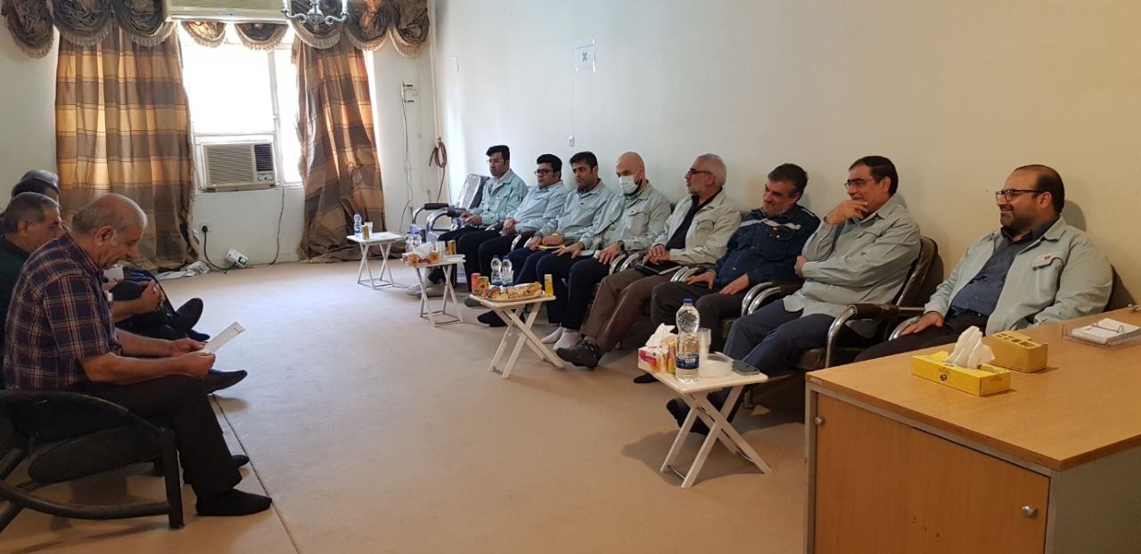 دیدار مدیرعامل با نمایندگان کانون بازنشستگان شرکت فولاد خوزستان دیدار مدیرعامل با نمایندگان کانون بازنشستگان شرکت فولاد خوزستان