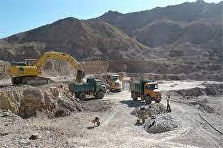 افزایش ۳۲۰ درصدی حقوق دولتی معادن استان زنجان