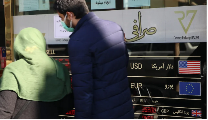 قیمت دلار امروز ۲۷ شهریور ۱۴۰۲/ دلار کاهشی شد