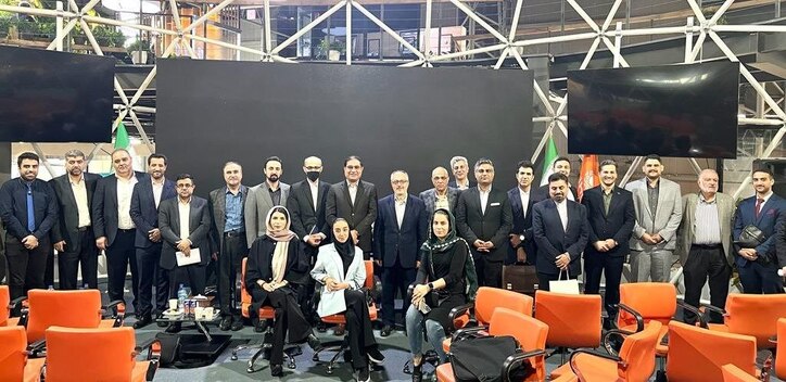 حضور قائم مقام مدیرعامل شرکت فولاد خوزستان در امور ستادی و مسوولیت‌های اجتماعی در جلسه سفیر ایران در مجارستان
