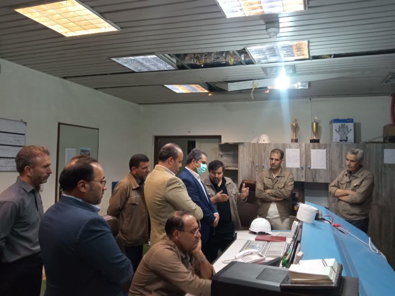 بازدید مدیر عامل شرکت آلومینای ایران از مجموعههای آلومینا، آلومینیوم و واسطه سنگین بازدید مدیر عامل شرکت آلومینای ایران از مجموعههای آلومینا، آلومینیوم و واسطه سنگین