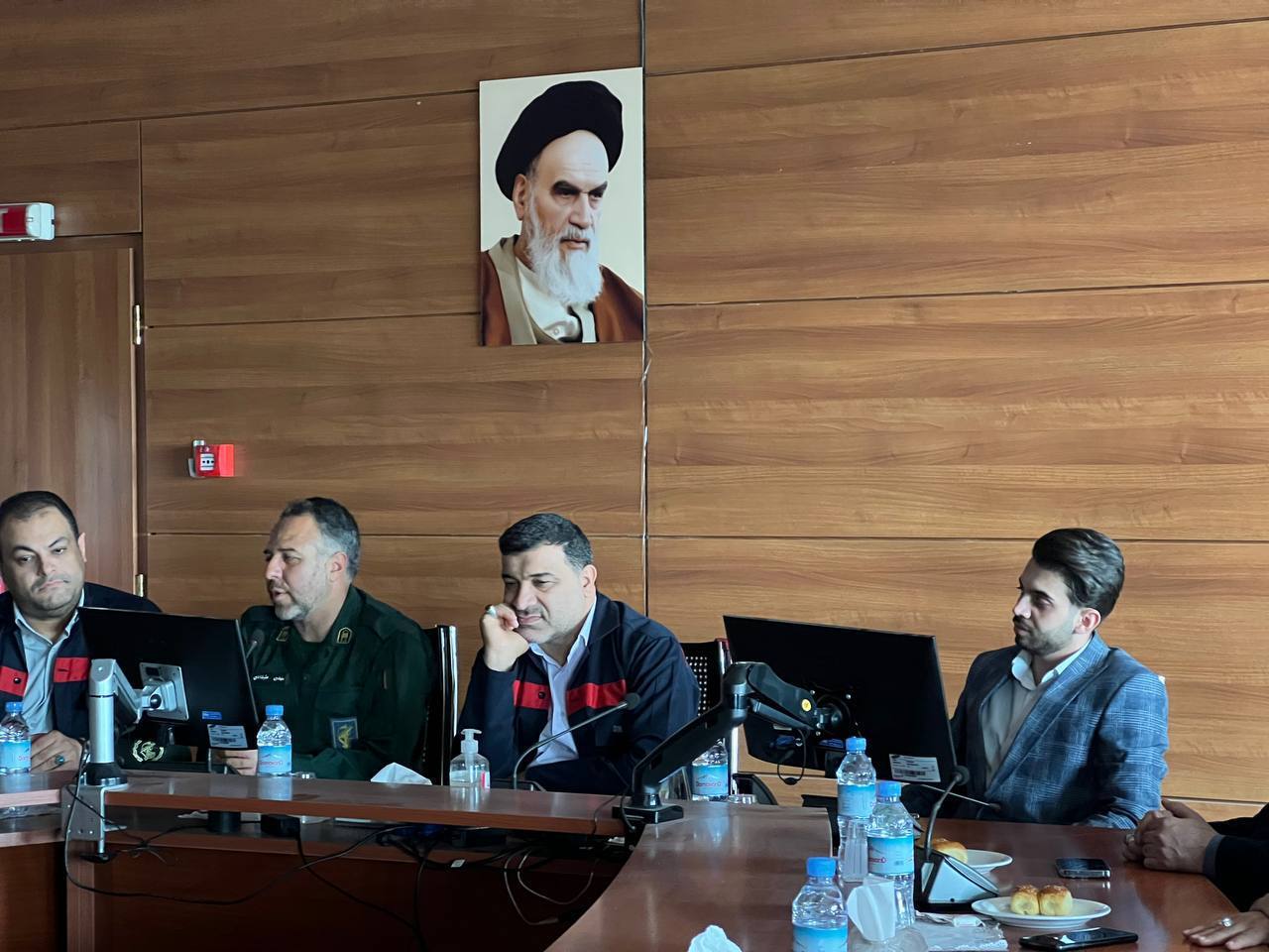 مراسم تکریم و معارفه فرمانده پایگاه بسیج فولاد اکسین خوزستان/ مهندس محمدی: ضرورت ترویج تفکر و فرهنگ بسیجی/ رشد تولید فولاد اکسین با تفکر بسیجی و انقلابی و روحیه جهادی حاصل شد