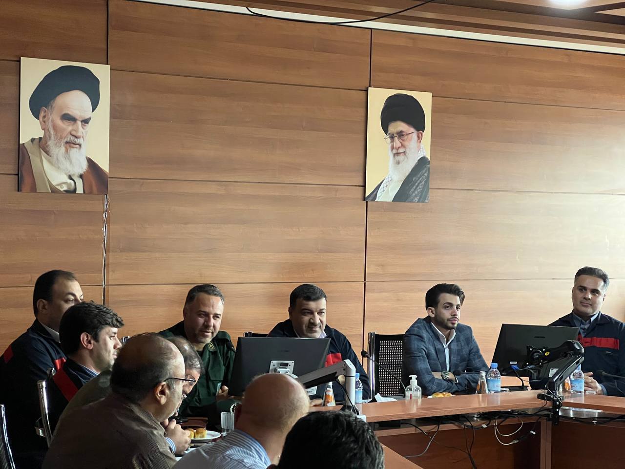 مراسم تکریم و معارفه فرمانده پایگاه بسیج فولاد اکسین خوزستان/ مهندس محمدی: ضرورت ترویج تفکر و فرهنگ بسیجی/ رشد تولید فولاد اکسین با تفکر بسیجی و انقلابی و روحیه جهادی حاصل شد
