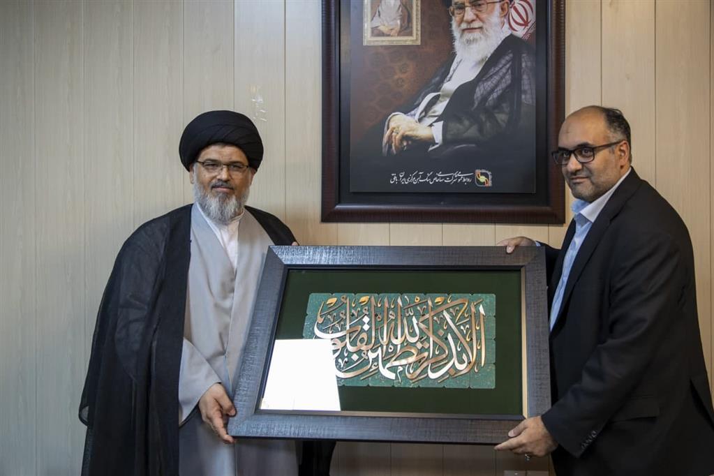 امام جمعه بافق: جوانان به سمت علم آموزی و کسب تخصص بروند امام جمعه بافق: جوانان به سمت علم آموزی و کسب تخصص بروند