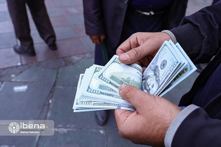 مهمترین دلایل کاهش قیمت دلار پس از نوسانات اخیر چیست؟