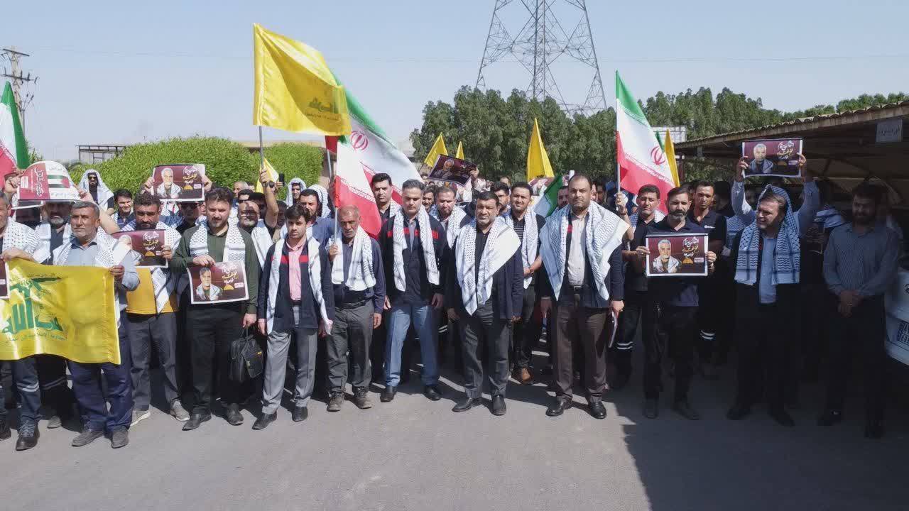 راهپیمایی اکسینیها در محکومیت بمباران غزه/ یکصدا؛ مرگ بر اسرائیل راهپیمایی اکسینیها در محکومیت بمباران غزه/ یکصدا؛ مرگ بر اسرائیل