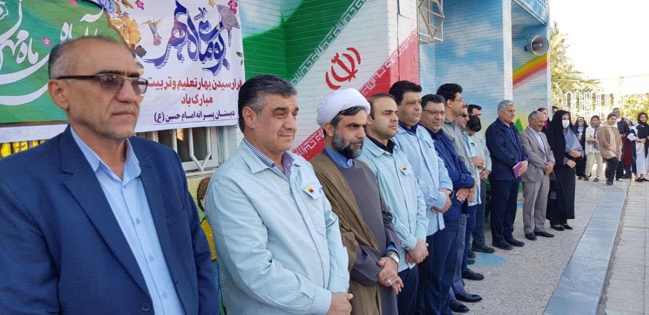 زنگ آغاز سال تحصیلی در مدارس امام حسین (ع) نواخته شد