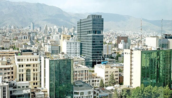 تنظیم تورمی بازار مسکن/ علت افت خفیف قیمت نوساز‌ها و پشت صحنه ثبات نسبی قیمت سایر واحدها/ ورود فایل‌های سرمایه‌ای به صحنه معاملات