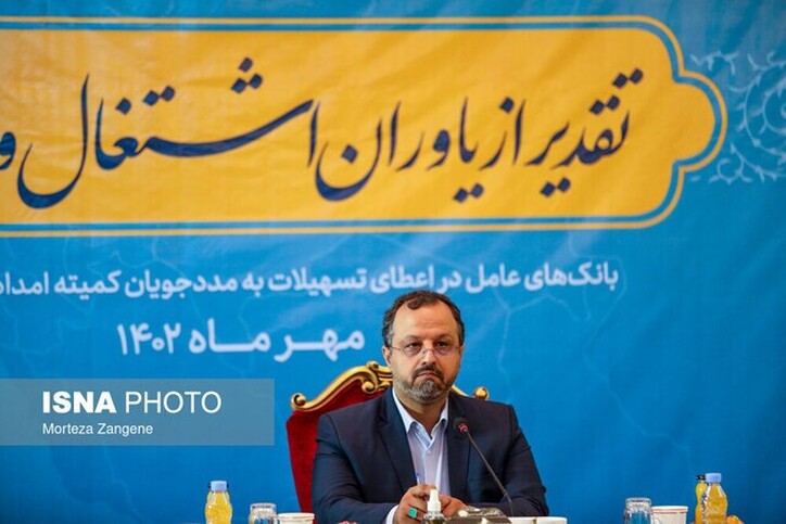 تشکیل کمیته سه‌جانبه برای عرضه سیمان و فولاد در بورس
