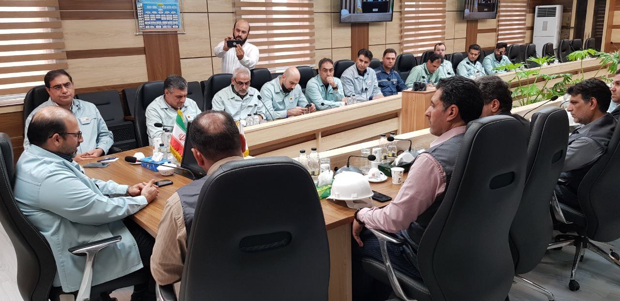 دیدار مدیرکل تعاون، کار و رفاه اجتماعی استان با مدیرعامل فولاد خوزستان