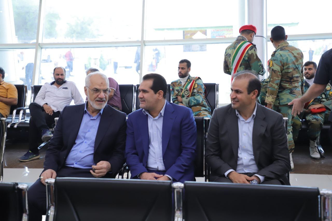 آیین استقبال و تجلیل از ملی پوشان افتخار آفرین گروه ملی صنعتی فولاد ایران در مسابقات کشتی فرنگی قهرمانی جهان برگزار شد آیین استقبال و تجلیل از ملی پوشان افتخار آفرین گروه ملی صنعتی فولاد ایران در مسابقات کشتی فرنگی قهرمانی جهان برگزار شد