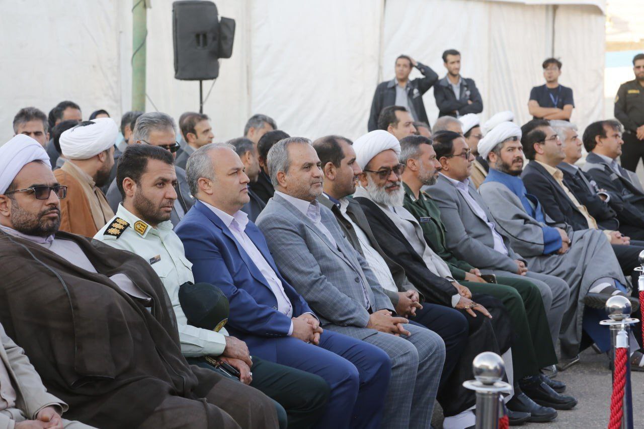 افتتاح سومین نمایشگاه کتاب گلگهر و نمایشگاه مسوولیتهای اجتماعی منطقه گلگهر افتتاح سومین نمایشگاه کتاب گلگهر و نمایشگاه مسوولیتهای اجتماعی منطقه گلگهر
