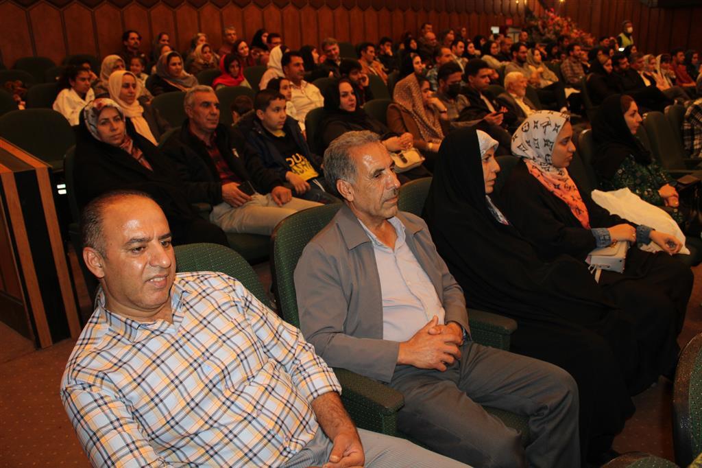 برگزاری شانزدهمین برنامه بازدید خانوادههای کارکنان از ذوب آهن اصفهان برگزاری شانزدهمین برنامه بازدید خانوادههای کارکنان از ذوب آهن اصفهان