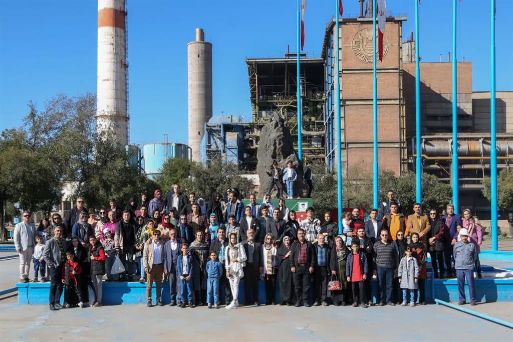 برگزاری هفدهمین برنامه بازدید خانوادههای کارکنان از ذوب آهن اصفهان برگزاری هفدهمین برنامه بازدید خانوادههای کارکنان از ذوب آهن اصفهان