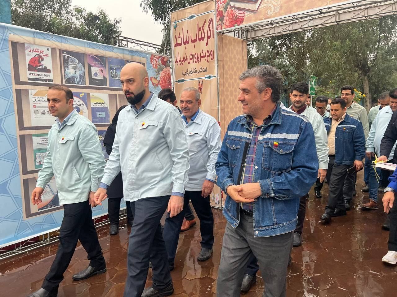 نمایشگاه کتاب با بیش از ۹۰۰ عنوان تخصصی جدید نمایشگاه کتاب با بیش از ۹۰۰ عنوان تخصصی جدید