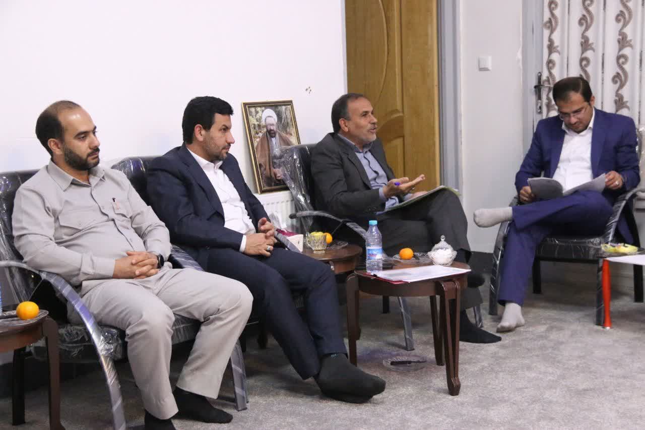دیدار مدیر عامل شرکت ملی مس با امام جمعه و فرماندار رفسنجان دیدار مدیر عامل شرکت ملی مس با امام جمعه و فرماندار رفسنجان