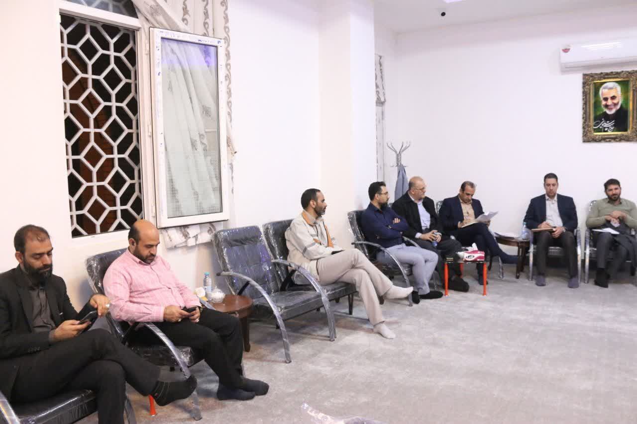 دیدار مدیر عامل شرکت ملی مس با امام جمعه و فرماندار رفسنجان دیدار مدیر عامل شرکت ملی مس با امام جمعه و فرماندار رفسنجان
