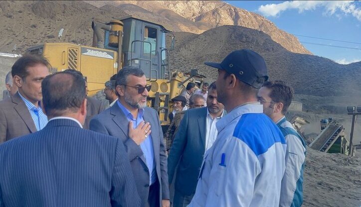 بازدید معاون استاندار خراسان جنوبی از معدن کلاته ناصر و پروژه نهضت ملی مسکن