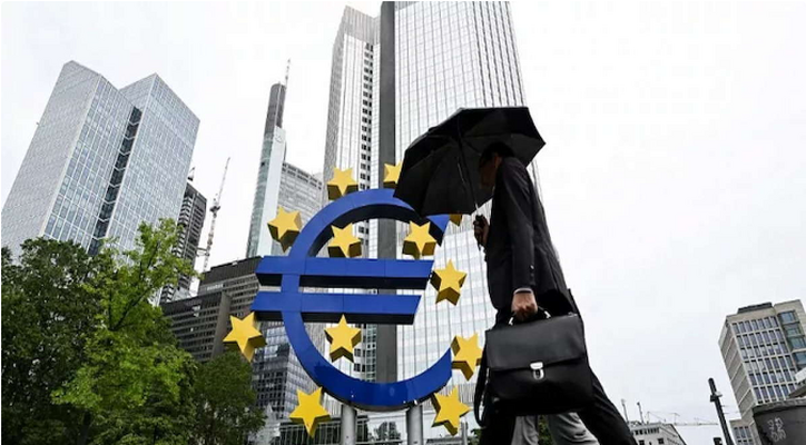 وضعیت اقتصاد منطقه یورو/ افزایش اشتغال همراه با کاهش GDP