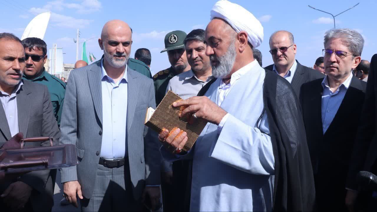 بیمارستان سیار مجتمع مس سرچشمه رفسنجان افتتاح شد بیمارستان سیار مجتمع مس سرچشمه رفسنجان افتتاح شد