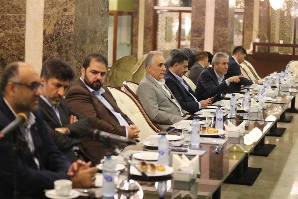 نقش مثبت بانکها در افزایش ظرفیت مالی صنایع معدنی و فولادی/ افتتاح کارخانه آهن اسفنجی شرکت تا پایان دولت سیزدهم نقش مثبت بانکها در افزایش ظرفیت مالی صنایع معدنی و فولادی/ افتتاح کارخانه آهن اسفنجی شرکت تا پایان دولت سیزدهم