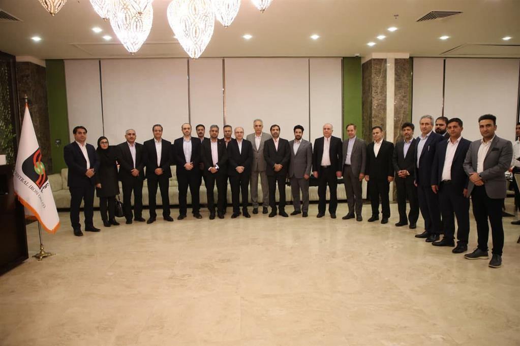 نقش مثبت بانکها در افزایش ظرفیت مالی صنایع معدنی و فولادی/ افتتاح کارخانه آهن اسفنجی شرکت تا پایان دولت سیزدهم نقش مثبت بانکها در افزایش ظرفیت مالی صنایع معدنی و فولادی/ افتتاح کارخانه آهن اسفنجی شرکت تا پایان دولت سیزدهم