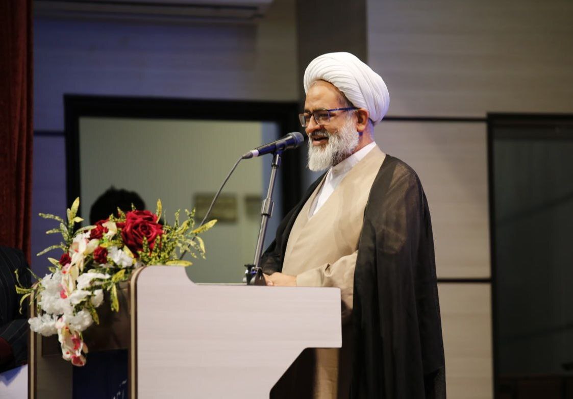 آئین اختتامیه جشنواره نظام پیشنهادها و تجلیل از کارگران نمونه شرکت گلگهر برگزار شد آئین اختتامیه جشنواره نظام پیشنهادها و تجلیل از کارگران نمونه شرکت گلگهر برگزار شد