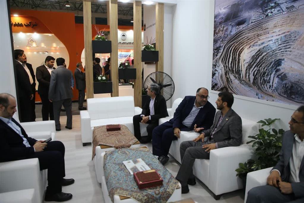 عنوان غرفه برتر نمایشگاه بین المللی فولاد کیش به شرکت سنگ آهن مرکزی رسید عنوان غرفه برتر نمایشگاه بین المللی فولاد کیش به شرکت سنگ آهن مرکزی رسید