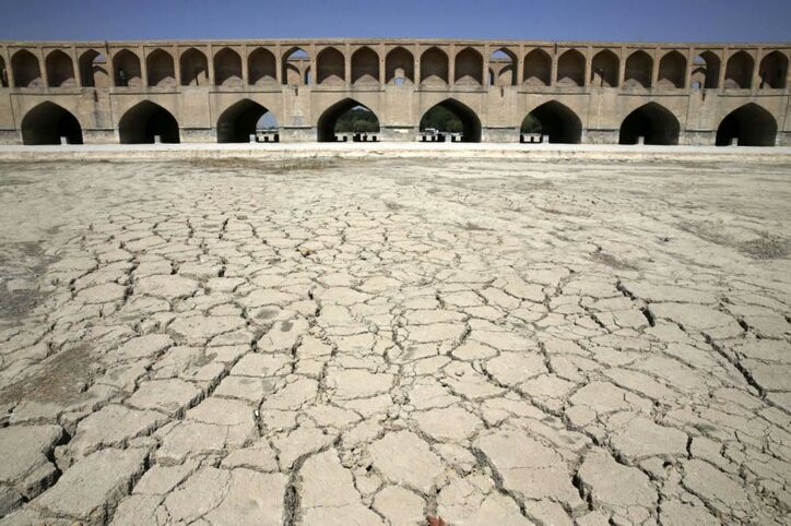 لزوم تعیین‌تکلیف برداشت‌های غیرمجاز حوضه زاینده رود