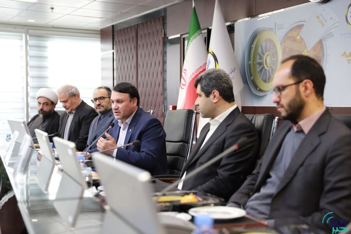 معاملات طلا در بورس کالا به تعادل بازار کمک شایانی می‌کند