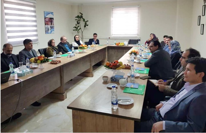 بازدید کارشناسان بخش آنالیز مواد معدنی شرکت روسی Rosgeo از شرکت مطالعات مواد معدنی زرآزما