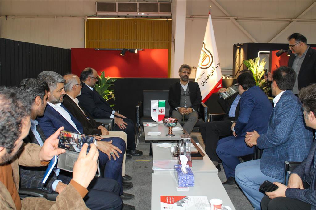 تامین پایدار مواد اولیه ذوب آهن رشد پروژههای عمرانی را رقم میزند تامین پایدار مواد اولیه ذوب آهن رشد پروژههای عمرانی را رقم میزند