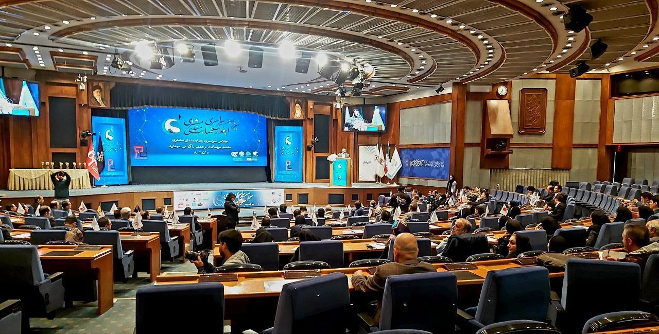 تندیس ملی رضایتمندی مشتری به فولاد خوزستان تعلق گرفت تندیس ملی رضایتمندی مشتری به فولاد خوزستان تعلق گرفت