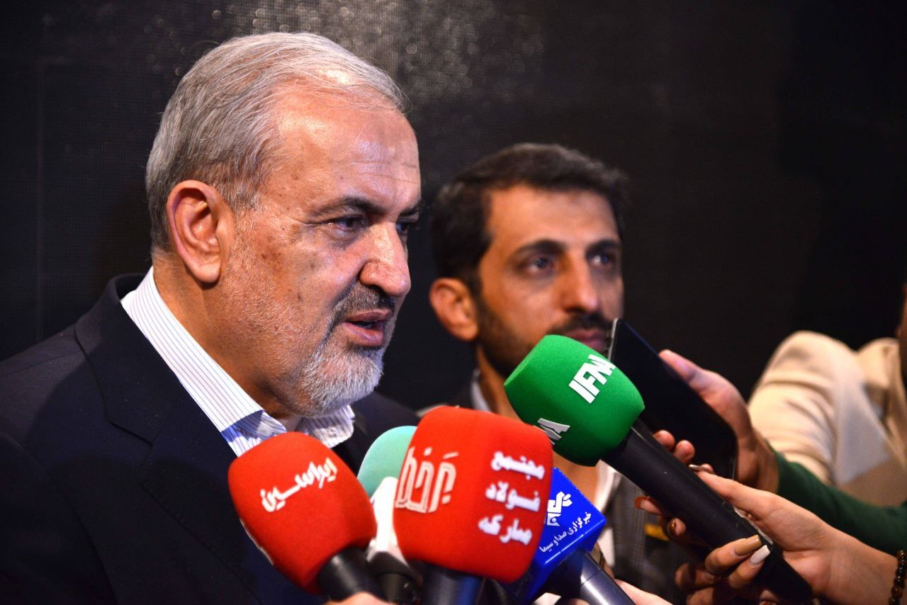 تقدیر وزیر صمت از فولاد مبارکه برای ارتباط مؤثر با دانش‌بنیان‌ها