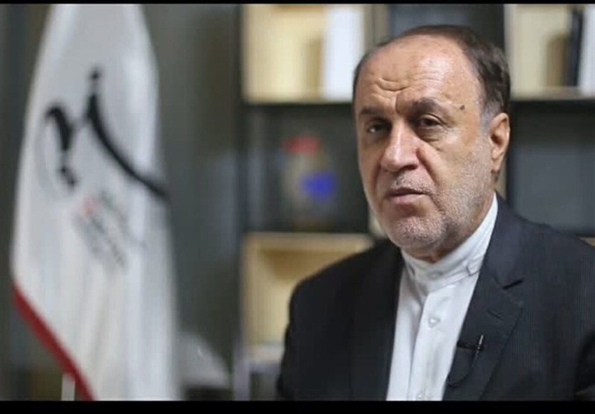 بودجه ۳۰۰ همت کسری دارد/ واردات ۲ میلیارد دلار بنزین در۱۴۰۲