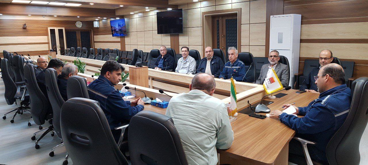 دیدار نوروزی مدیرعامل شرکت فولاد خوزستان با مدیران عامل شرکتهای تابعه دیدار نوروزی مدیرعامل شرکت فولاد خوزستان با مدیران عامل شرکتهای تابعه
