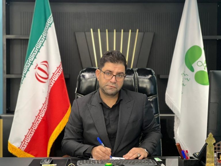 ورود ۱۱ هزار پنل خورشیدی به کارگاه نیروگاه پویای کرمانشاه/ هلدینگ «ومعادن» در مسیر توسعه انرژی پاک ورود ۱۱ هزار پنل خورشیدی به کارگاه نیروگاه پویای کرمانشاه/ هلدینگ «ومعادن» در مسیر توسعه انرژی پاک