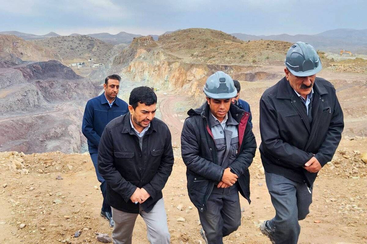 لزوم بهرهگیری از تکنولوژیهای مدرن برای بهرهوری هرچه بیشتر در معادن لزوم بهرهگیری از تکنولوژیهای مدرن برای بهرهوری هرچه بیشتر در معادن