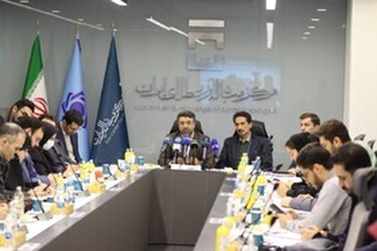 پتروشیمی‌ها چراغ بازار ارز توافقی را روشن کردند/ این گزارش را تصویری ببینید + ویدئو